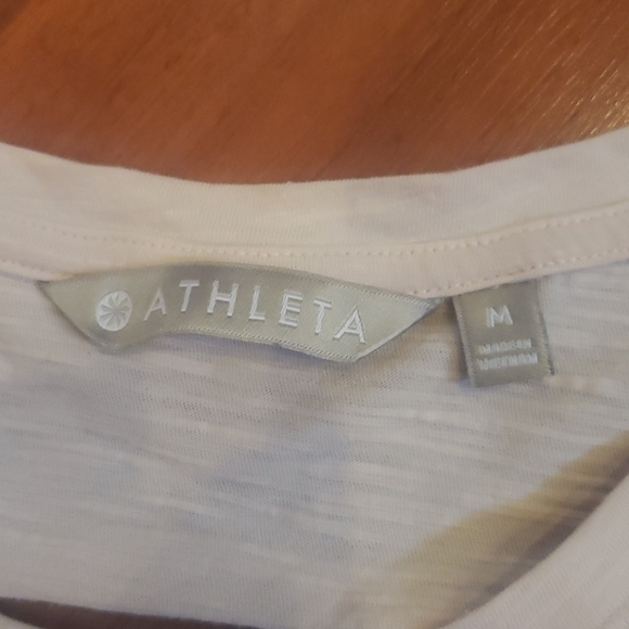 Athleta light pink cut out tank - Picture 2 of 2